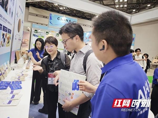 证券配资专业门户网 圈粉全球“朋友圈”，南县稻虾米精深加工科技成果惊艳东京国际食品展